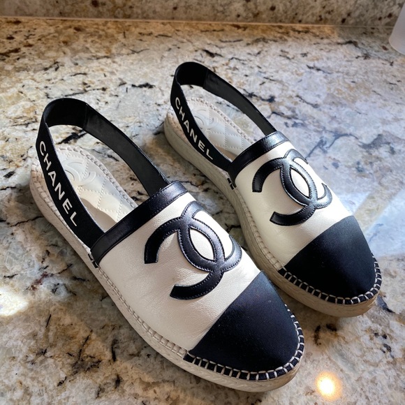 💖SOLD 💖Chanel Espadrille Sandal - Picture 6 of 16